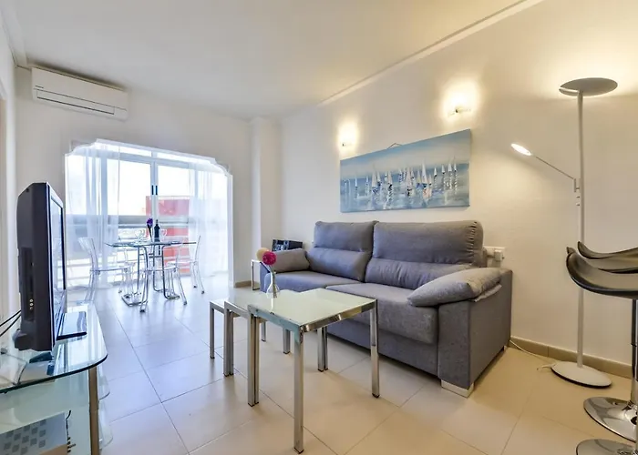 Guzman - Calalga 아파트 *