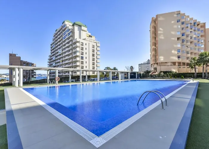 Guzman - Calalga 아파트 *